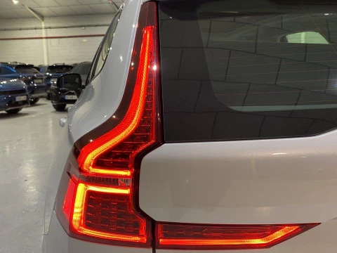 Volvo XC60 2.0 T6 RECHARGE R-DESIGN EXP AUTO 4WD 5P