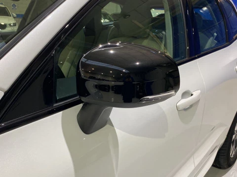 Volvo XC60 2.0 T6 RECHARGE R-DESIGN EXP AUTO 4WD 5P