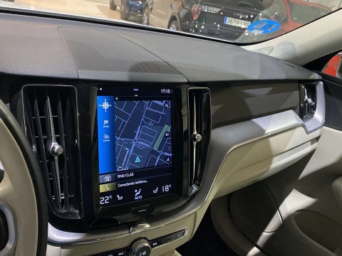 Volvo XC60 2.0 T6 RECHARGE R-DESIGN EXP AUTO 4WD 5P