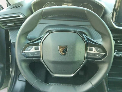 Peugeot 208 PureTech 100 Active 75 kW (100 CV)