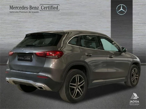 Mercedes-Benz GLA 180