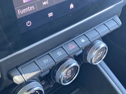 Renault Captur Zen E-TECH Híbrido enchufable 160cv