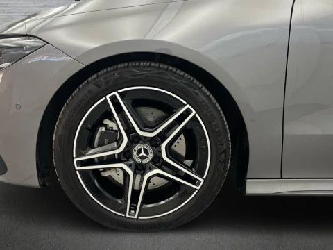 Mercedes-Benz CLA 220 d AMG Line