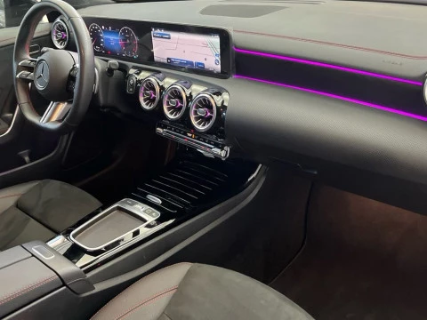 Mercedes-Benz CLA 220 d AMG Line