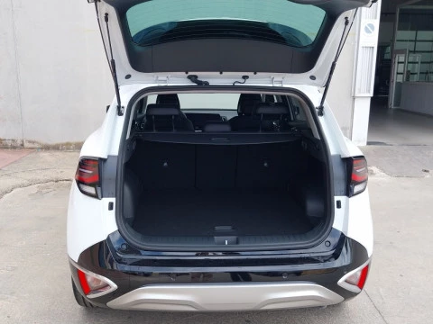 Kia Sportage Nuevo  1.6 T-GDi HEV Tech 4X4