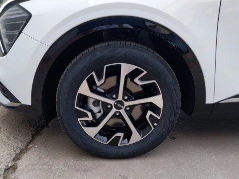 Kia Sportage Nuevo  1.6 T-GDi HEV Tech 4X4