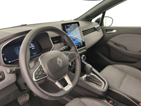 Renault Clio  E-TECH Full Hybrid Techno 105kW