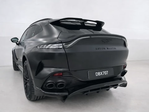 Aston Martin DBX 707 V8