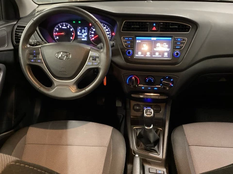Hyundai i20 1.2 MPI 55kW (75CV) Essence LE