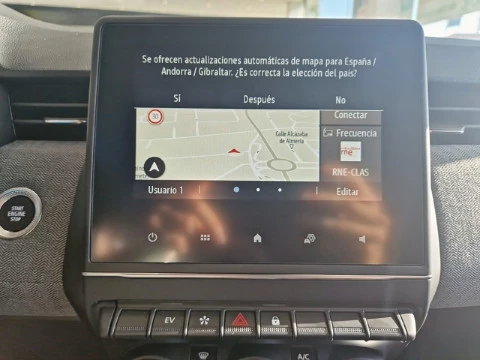 Renault Clio Techno full hybrid E-Tech 145 (103Kw)