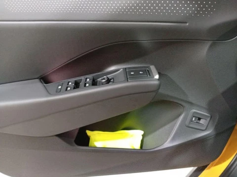 Volkswagen T-Roc R-Line 1st Edition 1.5 eTSI 110 kW (150 CV) DSG