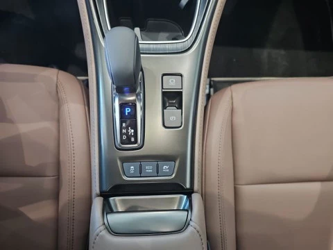 Lexus LBX 1.5 136cv HEV Elegant