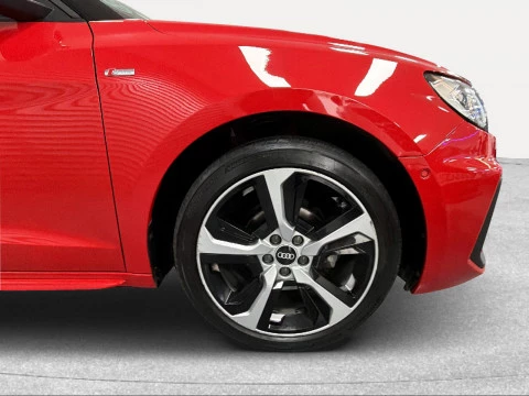 Audi A1 Sportback Adrenalin 25 TFSI 70kW (95CV)
