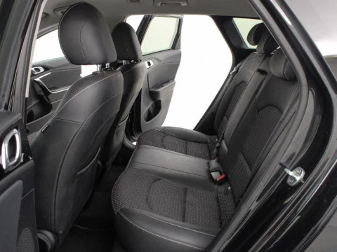 Kia Ceed 1.6 MHEV 100KW TECH DCT TOURER 136 5P