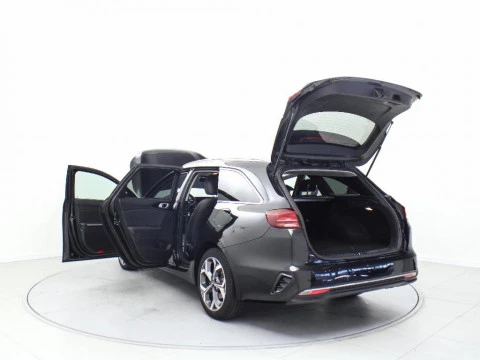 Kia Ceed 1.6 MHEV 100KW TECH DCT TOURER 136 5P
