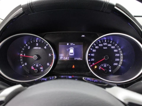 Kia Ceed 1.6 MHEV 100KW TECH DCT TOURER 136 5P