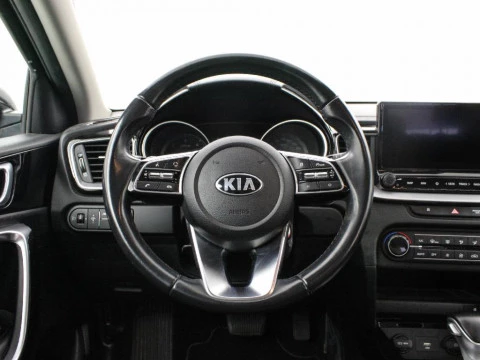 Kia Ceed 1.6 MHEV 100KW TECH DCT TOURER 136 5P