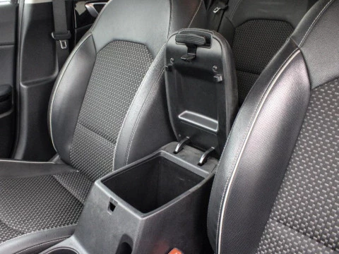 Kia Ceed 1.6 MHEV 100KW TECH DCT TOURER 136 5P