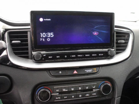 Kia Ceed 1.6 MHEV 100KW TECH DCT TOURER 136 5P