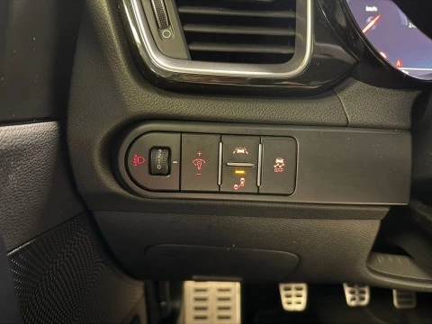 Kia XCeed 1.6 CRDi Tech 100kW (136CV)