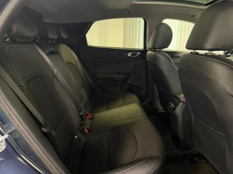 Kia XCeed 1.6 CRDi Tech 100kW (136CV)