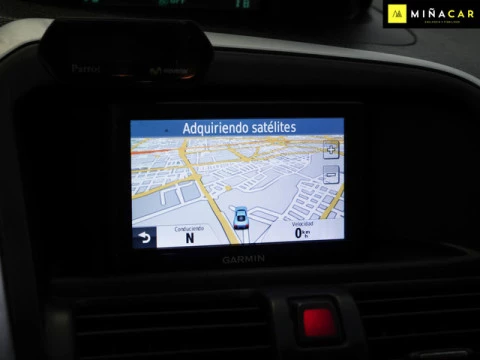 Volvo XC60 D3 Kinetic AWD 120 kW (163 CV)