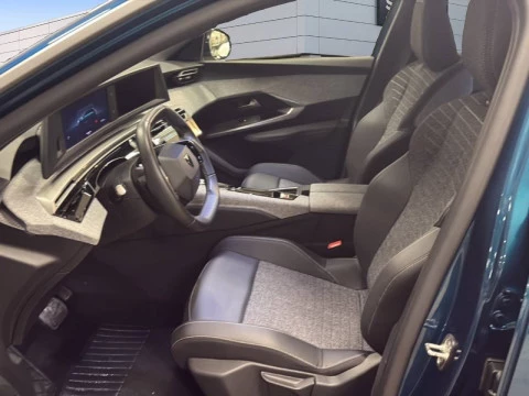 Peugeot 5008 Hybrid 1.2 107KW Allure eDCS6
