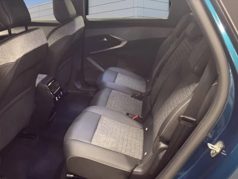 Peugeot 5008 Hybrid 1.2 107KW Allure eDCS6