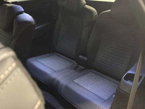 Peugeot 5008 Hybrid 1.2 107KW Allure eDCS6