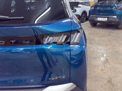 Peugeot 5008 Hybrid 1.2 107KW Allure eDCS6