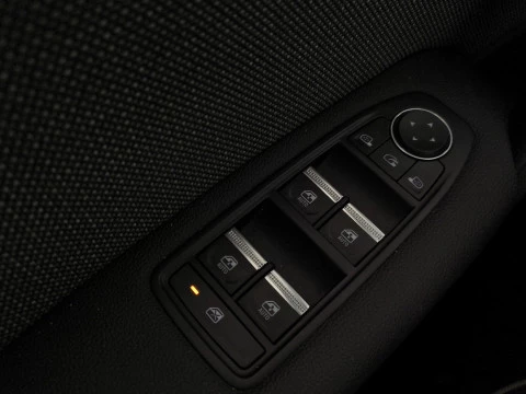 Renault Captur techno Eco-G 100cv (74 kW)