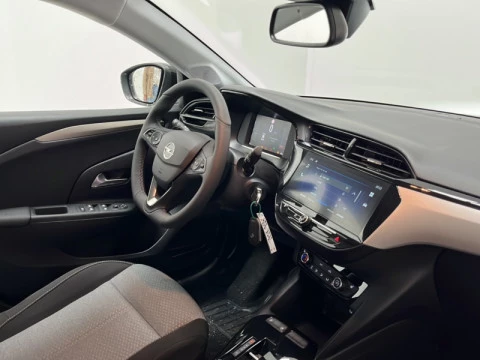 Opel Corsa Edition 1.2T XHL Hybrid eDCT6 S/S 110 CV (81kW)