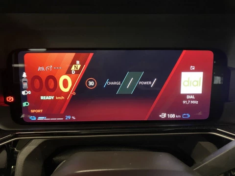 Renault 4 E-Tech Renault  Iconiq autonomia confort 110kW