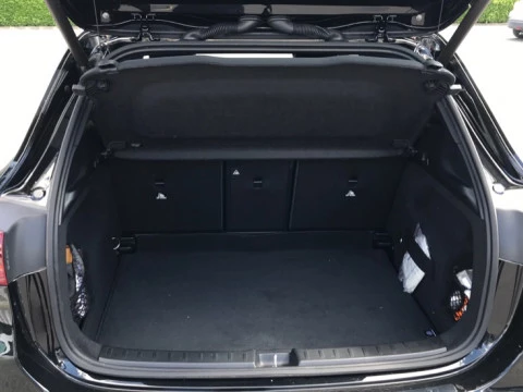 Mercedes-Benz GLA  200 d