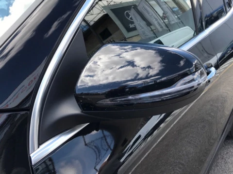 Mercedes-Benz GLA  200 d