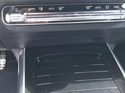 Mercedes-Benz GLA  200 d