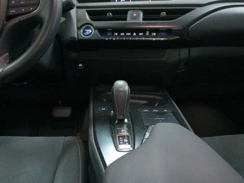 Lexus UX 300e Business