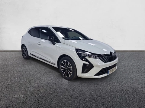 Renault Clio Techno full hybrid E-Tech 145 (103Kw)