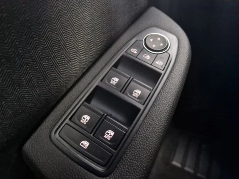 Renault Clio Techno full hybrid E-Tech 145 (103Kw)