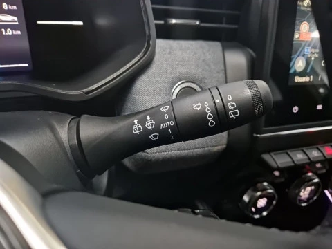 Renault Clio Techno full hybrid E-Tech 145 (103Kw)