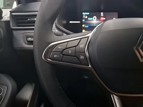 Renault Clio Techno full hybrid E-Tech 145 (103Kw)