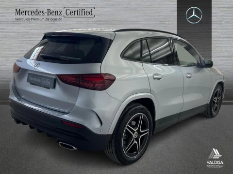 Mercedes-Benz GLA 200 d