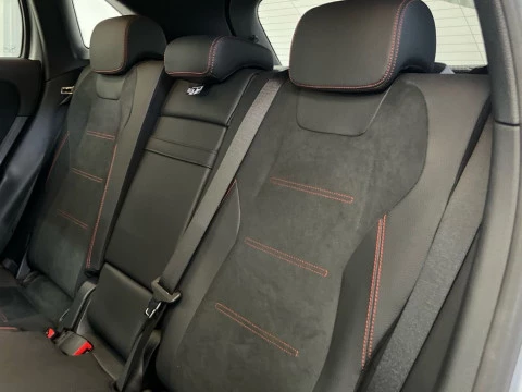 Mercedes-Benz GLA 200 d