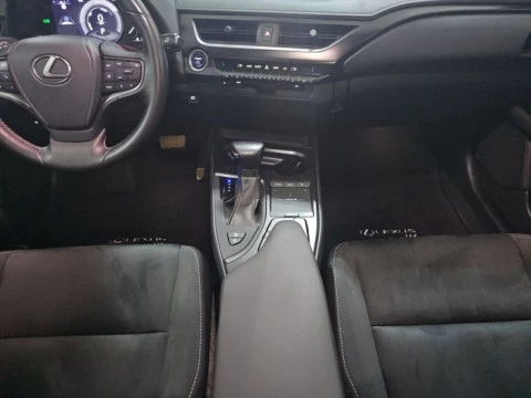 Lexus UX 2.0 250h Business