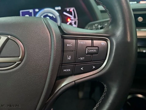 Lexus UX 2.0 250h Business