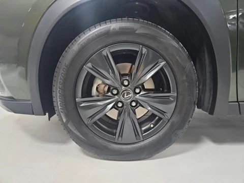 Lexus UX 2.0 250h Business