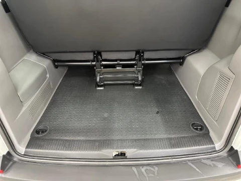 Volkswagen Caravelle 2.0 TDI 110KW DSG BMT SWB ORIGIN 150 4P 8 Plazas