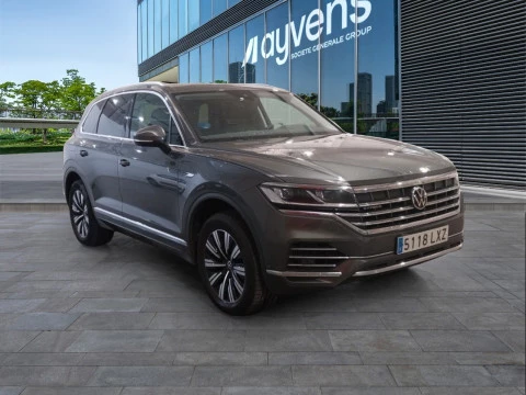 Volkswagen Touareg eHybrid Eleg 3.0 V6 TSI 280kW Tip 4M