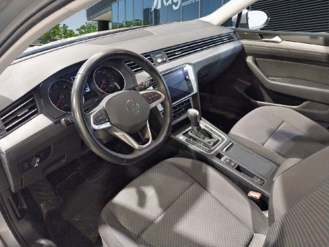 Volkswagen Passat Variant Business 1.6 TDI 88kW DSG