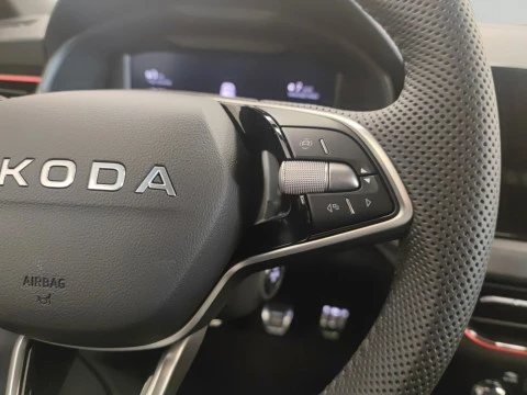 Skoda Kamiq 1.0 TSI 85KW (115CV) SPORT